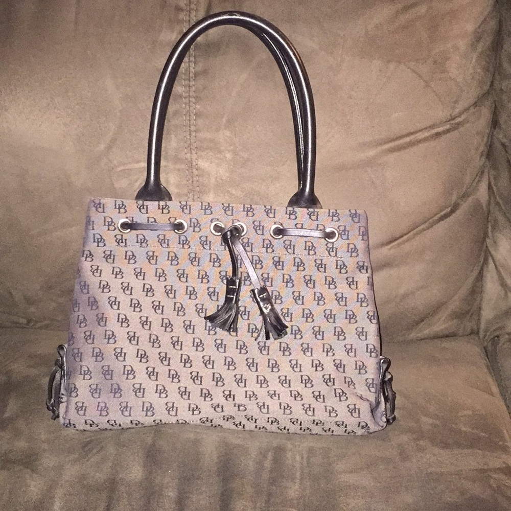 Dooney&Bourke mini tassel tote